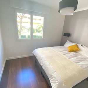 Appartement à 2 Chambres à Coucher
