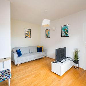 Metro Mlynow Pleasant Apartament