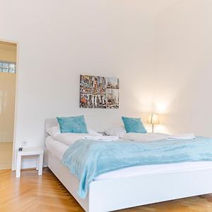Appartement à 2 Chambres à Coucher