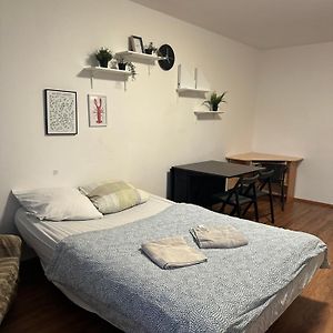 Private Room 1 Km From Center With Kitchen