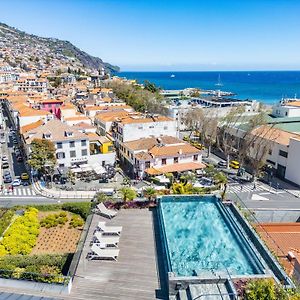 Terrace, Grill & Infinity Pool At Savoy Insular