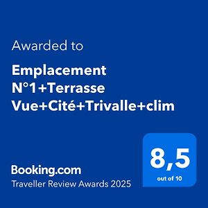 Appartement à 2 Chambres à Coucher