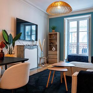 Appartement à 2 Chambres à Coucher