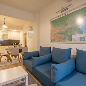 Appartement à 2 Chambres à Coucher