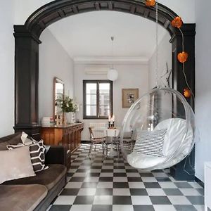 Appartement à 3 Chambres à Coucher
