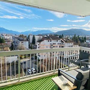Appartement à 2 Chambres à Coucher