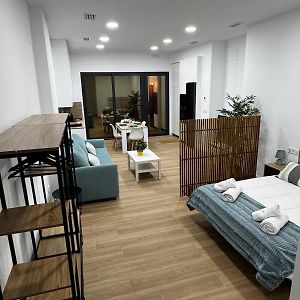 Appartement à 2 Chambres à Coucher