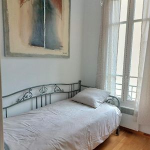 Appartement à 2 Chambres à Coucher