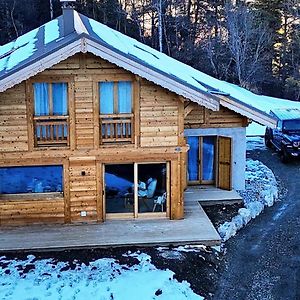 Chalet à 3 Chambres à Coucher