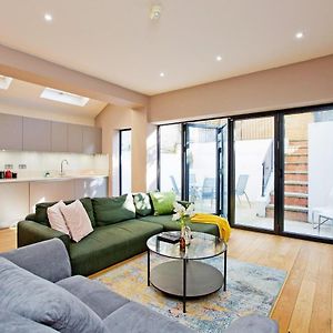 Appartement à 3 Chambres à Coucher