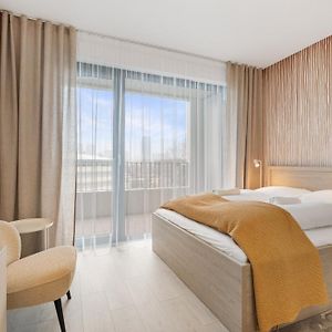 Lam Sophisticated - Ac - Balcony