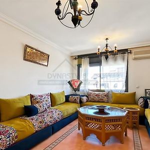 Appartement à 2 Chambres à Coucher