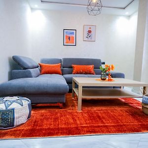 Appartement à 2 Chambres à Coucher
