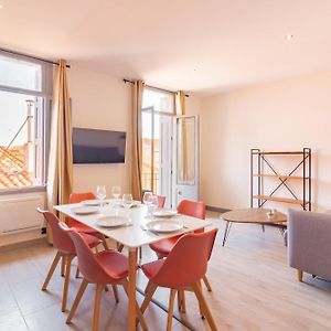 Appartement à 2 Chambres à Coucher