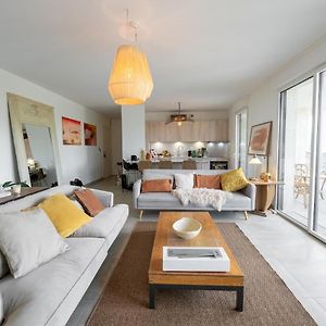 Appartement à 2 Chambres à Coucher