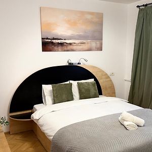 Stay Central Apartment