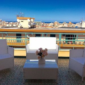 Appartement à 3 Chambres à Coucher