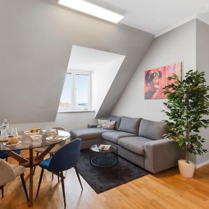 Appartement à 2 Chambres à Coucher