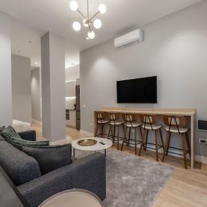 Appartement à 3 Chambres à Coucher