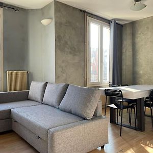 Appartement à 2 Chambres à Coucher