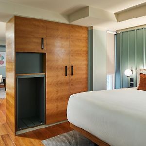 Appartement à 2 Chambres à Coucher