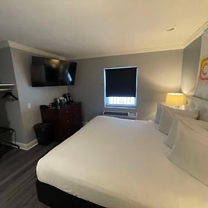 Chambre Lit King-Size avec Accès aux Personnes Handicapées