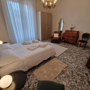Chambre Supérieure Lit King-Size