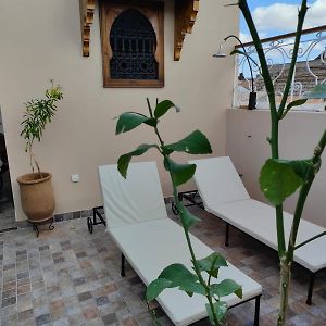 Dar Manzakin