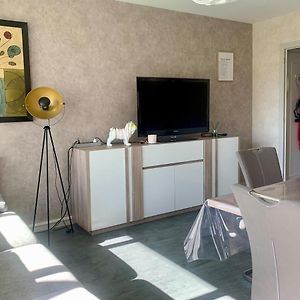 Appartement à 2 Chambres à Coucher
