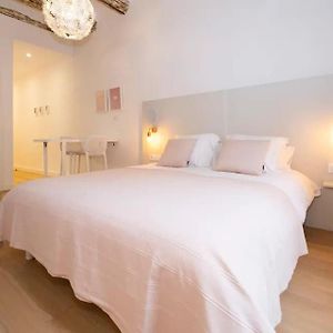 Design Suite Vieux Port Appartement Tout Equipe Climatise