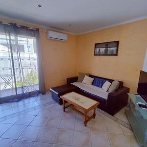 Appartement à 3 Chambres à Coucher