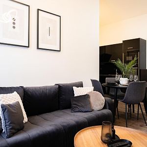 Appartement à 2 Chambres à Coucher