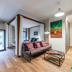 Appartement à 2 Chambres à Coucher