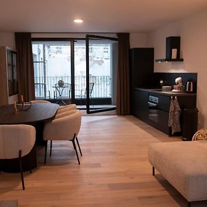 Appartement à 2 Chambres à Coucher