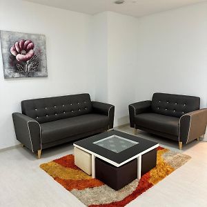 Appartement à 2 Chambres à Coucher