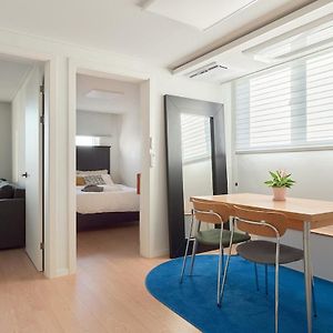 Appartement à 2 Chambres à Coucher