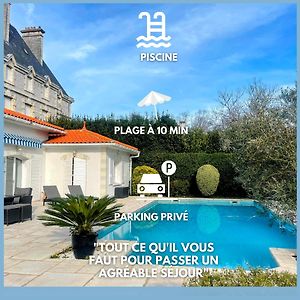 Villa à 3 Chambres à Coucher