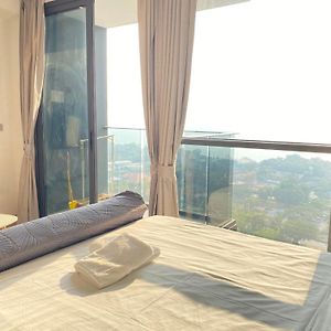 The Andromeda Condominium Seaview