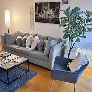 Appartement à 2 Chambres à Coucher