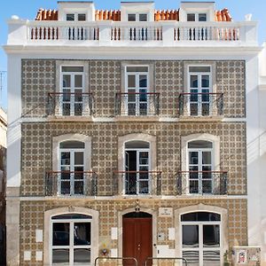 The Haus - Santa Barbara I