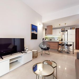 Appartement à 2 Chambres à Coucher