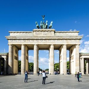 Homely Berlin - Super Modern, City Center, Rosenthalerplatz