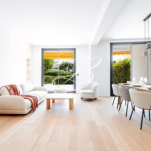Appartement à 3 Chambres à Coucher