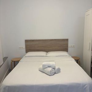 Apartamento 2 A 10 Minutos Caminando De La Estacion De Bus Y Tren Maria Zambrano