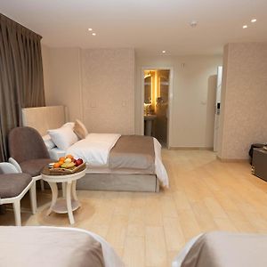 Private Bathroom Triple Room