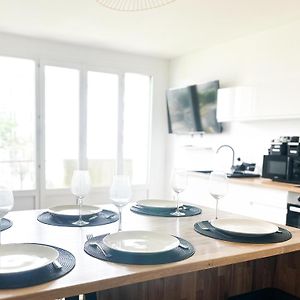 Appartement à 5 Chambres à Coucher