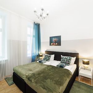 Appartement à 2 Chambres à Coucher