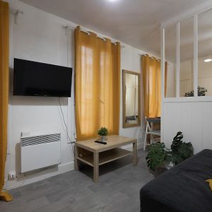 Splendid Studio Apartment Quartier Les Marais Free Netflix
