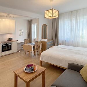 Charming City Studio, 10 Min Walk To Train Station