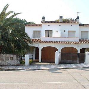 Maison de Vacances à 3 Chambres à Coucher